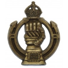 Royal Armoured Corps (R.A.C.) WW2 Plastic Economy Cap Badge 