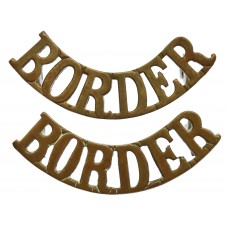 Pair of Border Regiment (BORDER) Shoulder Titles