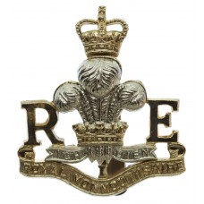 Royal Monmouthshire Royal Engineers Anodised (Staybrite) Cap Badg