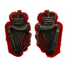 Pair of Royal Ulster Constabulary (R.U.C.) Collar Badges - Queen's Crown