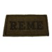 Royal Electrical & Mechanical Engineers (R.E.M.E.) Cloth Slip On Shoulder Title