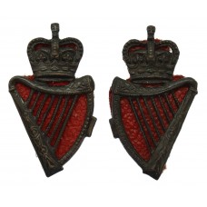 Pair of Royal Ulster Constabulary (R.U.C.) Collar Badges - Queen's Crown (7 Strings)
