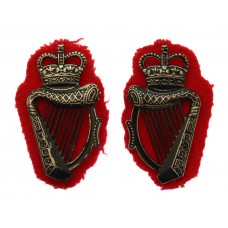 Pair of Royal Ulster Constabulary (R.U.C.) Collar Badges - Queen's Crown (9 Strings)