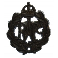 Royal Air Force (R.A.F.) WW2 Plastic Economy Cap Badge