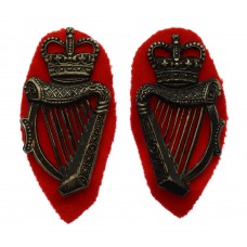 Pair of Royal Ulster Constabulary (R.U.C.) Collar Badges - Queen'