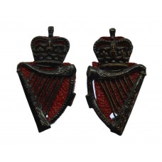 Pair of Royal Ulster Constabulary (R.U.C.) Collar Badges - Queen's Crown (7 Strings)