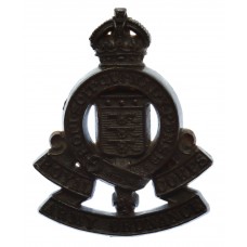 Royal Army Ordnance Corps (R.A.O.C.) WW2 Plastic Economy Cap Badge - King's Crown