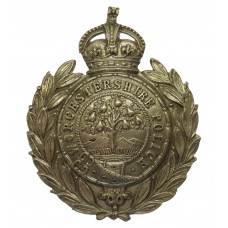 Worcestershire Constabulary White Metal Wreath Cap Badge - King's