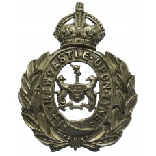 Newcastle-Upon-Tyne City Police White Metal Wreath Helmet Plate -