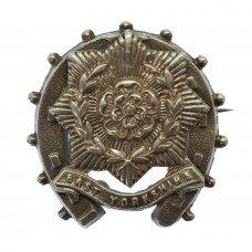 East Yorkshire Regiment 1905 Hallmarked Silver Horseshoe Sweethea