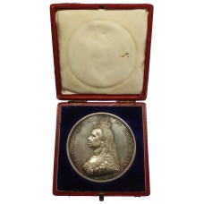 Queen Victoria Golden Jubilee 1887 Official Silver Medal in Box