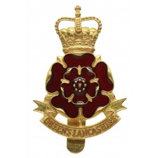 Queen's Lancashire Regiment Enamelled Cap Badge - Queen's Crown