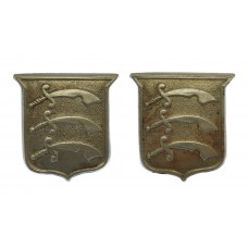 Pair of Essex Regiment (Volunteers) White Metal Collar Badges