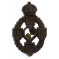 Royal Electrical & Mechanical Engineers (R.E.M.E.) WW2 Plastic Economy Cap Badge