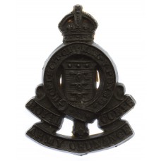 Royal Army Ordnance Corps (R.A.O.C.) WW2 Plastic Economy Cap Badge