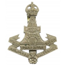 Yorkshire Regiment (Green Howards) Cap Badge - King's Crown