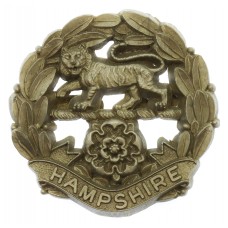 Hampshire Regiment WW2 Plastic Economy Cap Badge