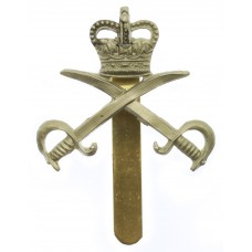 Army Physical Training Corps (A.P.T.C.) White Metal Cap Badge - Q