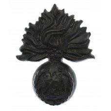 Royal Regiment of Fusiliers Black Plastic Cap Badge - Queen's Crown