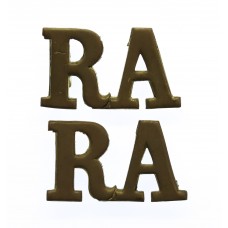 Pair of Royal Artillery (R.A.) Shoulder Titles