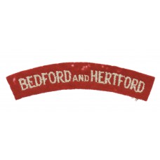 Bedfordshire & Hertfordshire Regiment (BEDFORD AND HERTFORD) Cloth Shoulder Title