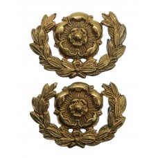 Pair of Hampshire Regiment Collar Badges 