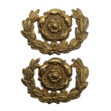 Pair of Hampshire Regiment Collar Badges 