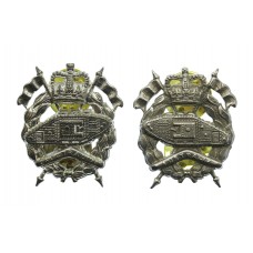 Pair of Royal Australian Armoured Corps Collar Badges - Queen's C
