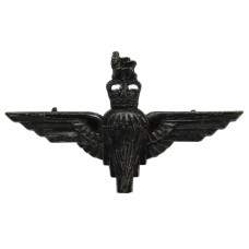 Parachute Regiment Black Anodised Cap Badge - Queen's Crown