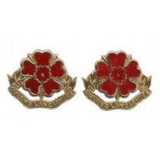 Pair of Queen's Lancashire Regiment Anodised (Staybrite) Collar Badges 