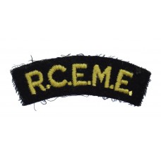 Royal Canadian Electrical & Mechanical Engineers (R.C.E.M.E.) Cloth Shoulder Title