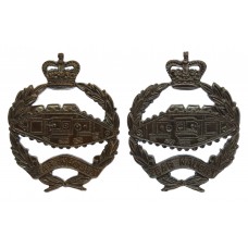 Pair of Royal Tank Regiment Officer's Service Dress Collar Badges - Queen's Crown