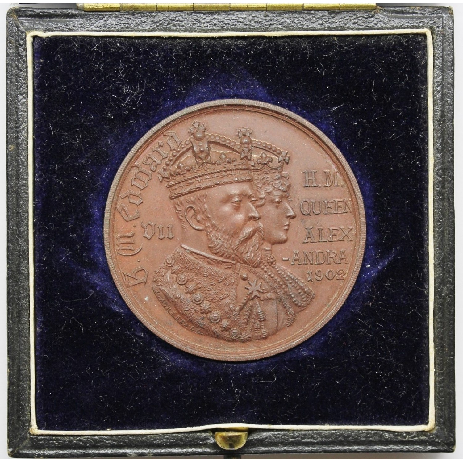 1902 King Edward Vii Queen Alexandra Coronation Medal In Fitted Box