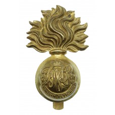 Canadian Les Fusiliers Mont Royal Cap Badge - Queen's Crown
