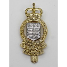 Royal Army Ordnance Corps (R.A.O.C.) Anodised (Staybrite) Cap Badge