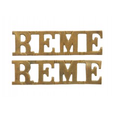 Pair of Royal Electrical & Mechanical Engineers (R.E.M.E.) Shoulder Titles