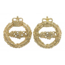 Pair of Queen's Bays Anodised (Staybrite) Collar Badges