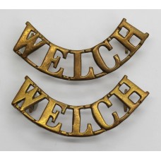 Pair of Welch Regiment (WELCH) Shoulder Titles