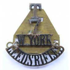 7th Territorial Bn. (Leeds Rifles) West Yorkshire Regiment (T/7/W.YORK/LEEDS RIFLES) Shoulder Title