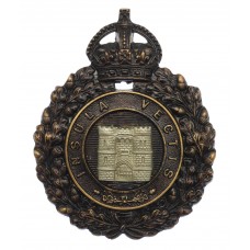 Isle of Wight Police Black Wreath Helmet Plate - King's Crown