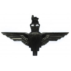 Parachute Regiment Black Anodised (Staybrite) Cap Badge