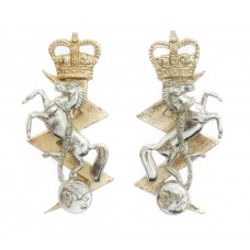 Pair of Royal Electrical & Mechanical Engineers (R.E.M.E.) Anodised (Staybrite) Collar Badges