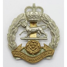 Royal Hampshire Regiment Cap Badge - Queen's Crown