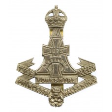 Yorkshire Regiment (Green Howards) Cap Badge - King's Crown