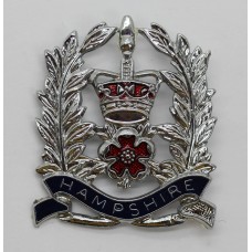 Hampshire Constabulary Sergeant's Enamelled Cap Badge - Queen's Crown