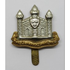 Cambridgshire Regiment (Missing 'E' Variety) Cap Badge