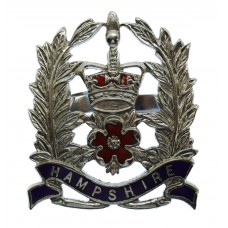 Hampshire Constabulary Sergeant's Enamelled Cap Badge - Queen's Crown