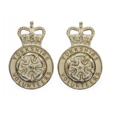 Pair of Yorkshire Volunteers Officer's Silvered Collar Badges - Queen's Crown