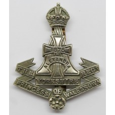 Yorkshire Regiment (Green Howards) Cap Badge - King's Crown