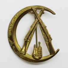 Aden Government Guard Cap Badge